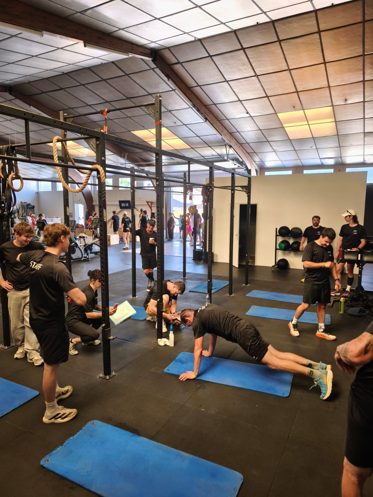 Épreuve de burpees lors de l'Avenir Fitness Cup à Langon