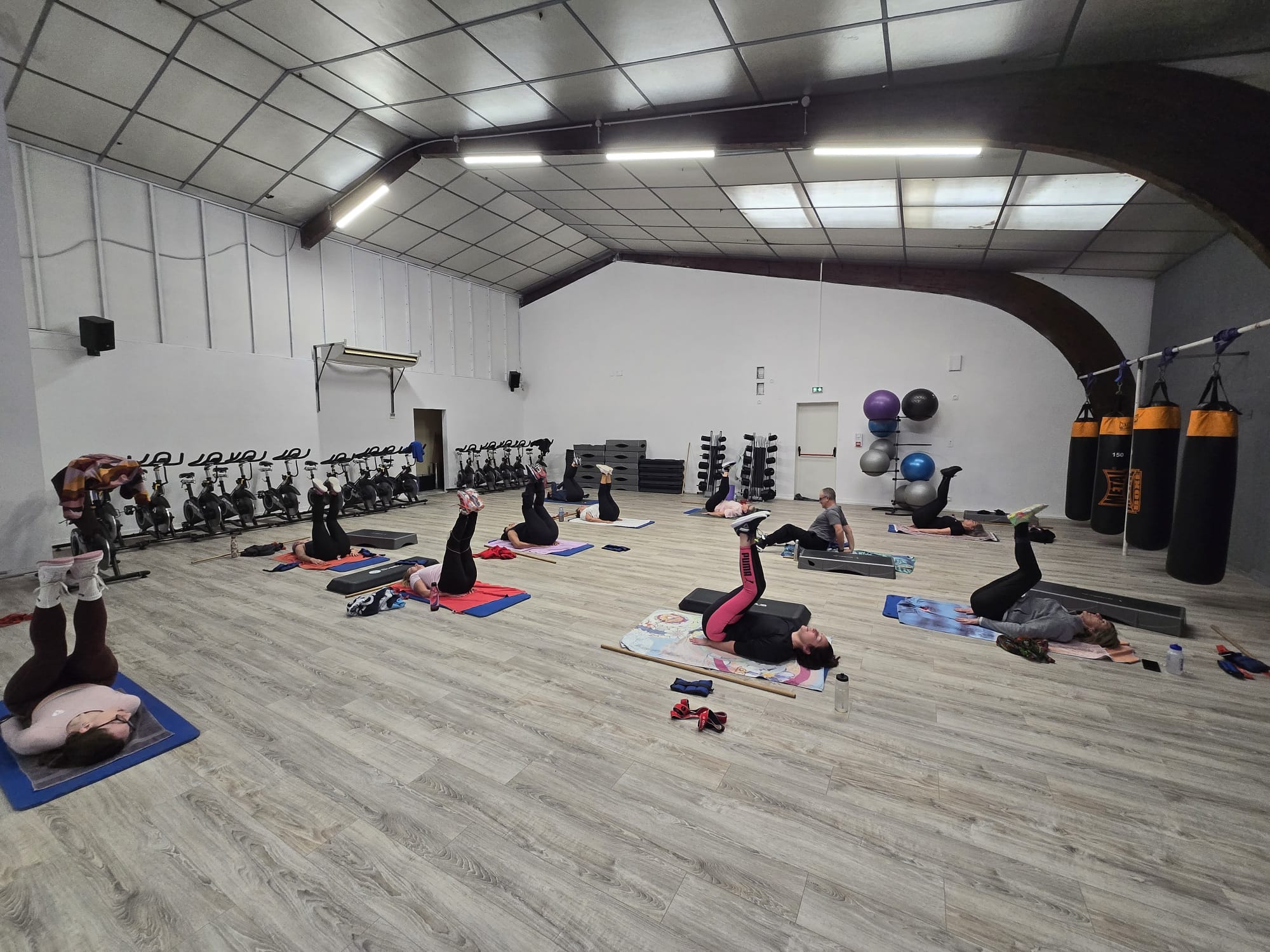 Séance d'entraînement encadrée à Avenir Fitness Langon — accompagnement personnalisé en salle de sport