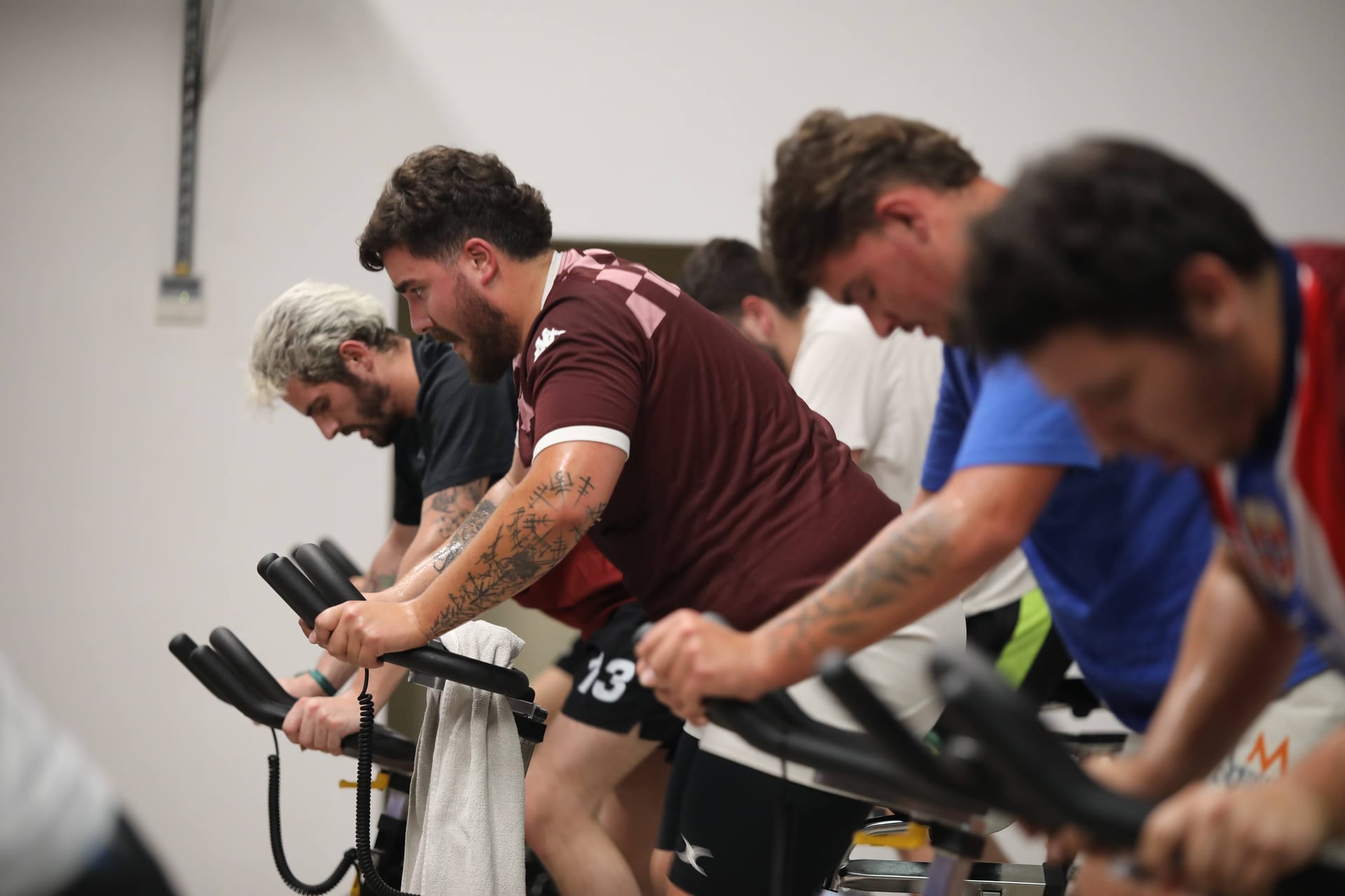 L'UA Cadillac Rugby à l'entraînement chez Avenir Fitness Langon — cross training et RPM