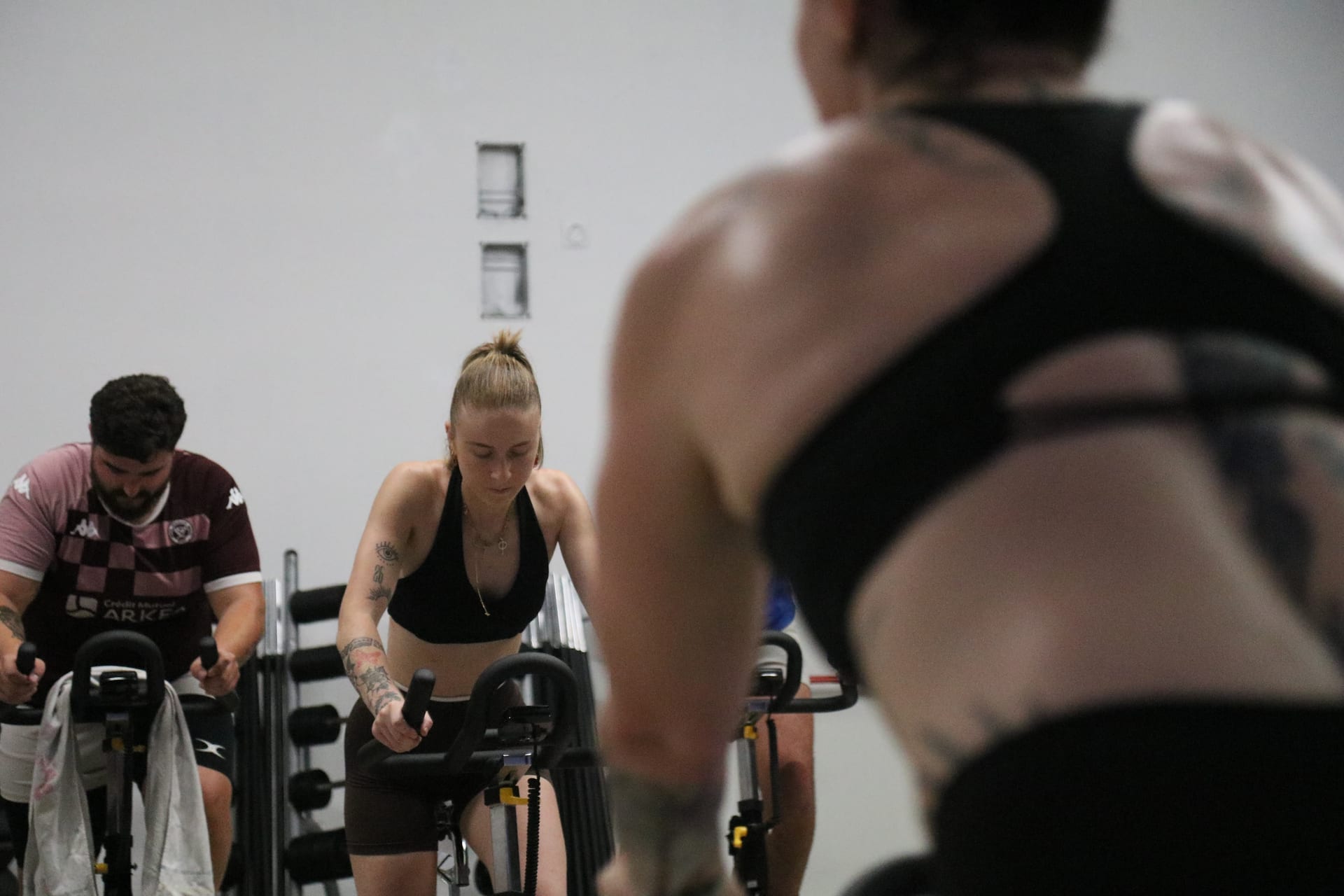 L'UA Cadillac Rugby à l'entraînement chez Avenir Fitness Langon — cross training et RPM